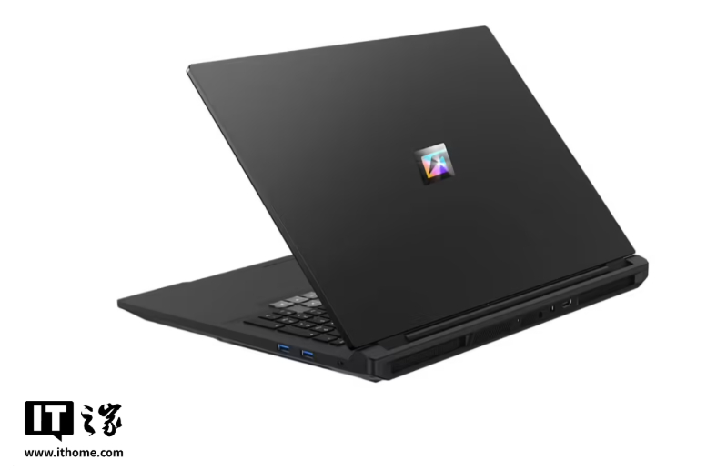 驰为推出 GameBook Max 18 英寸游戏本：最高酷睿 i9-14900