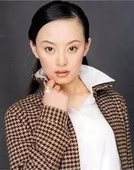 等等完全继承了妈妈孙俪的寿星脑门。