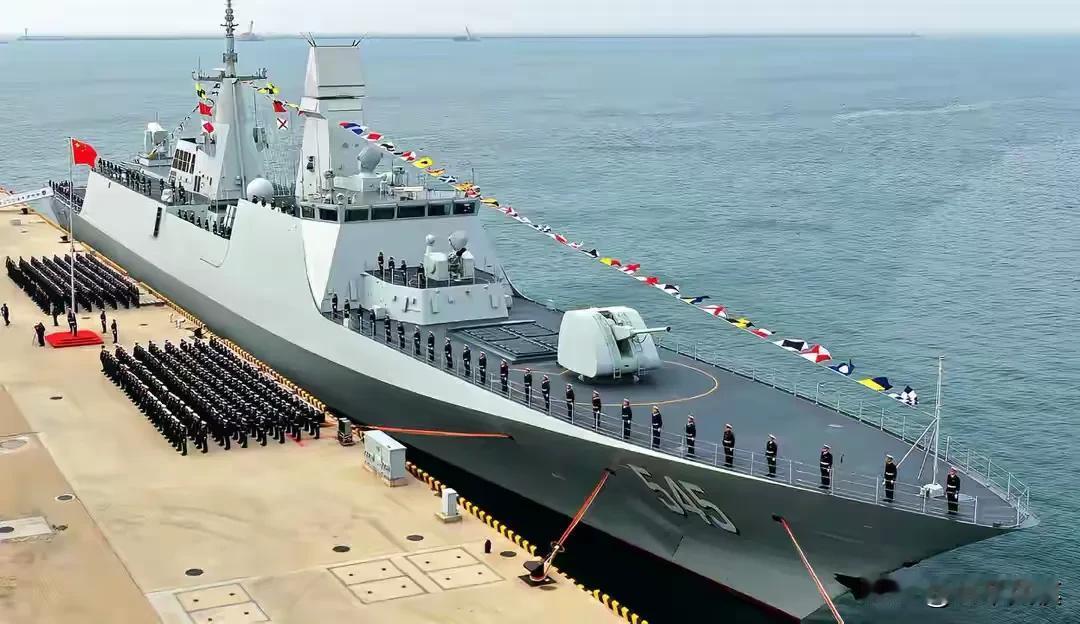 祝人民海军节日快乐！