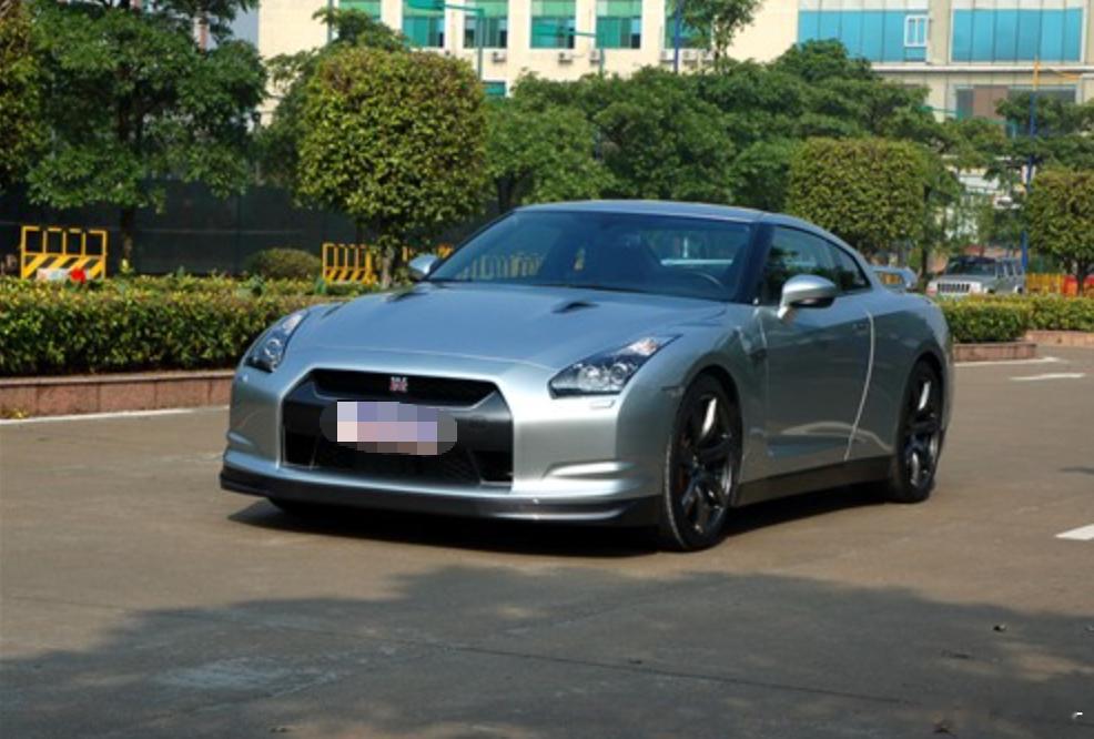 历史上的今天：2009年12月23日，“东瀛战神”日产GT-R正式登陆中国市场，