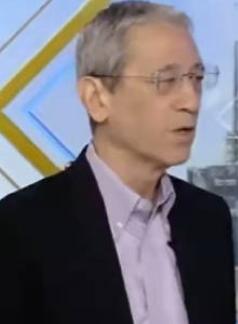 “中国崩溃论”的正主章家敦说了，中国胜利日阅兵用的武器都不存在，他认为中国人吹嘘