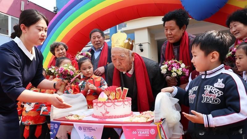 惊啊！民政事业“十四五”中期成绩单：普惠兜底双突破，民生保障再升级
“十四五”过