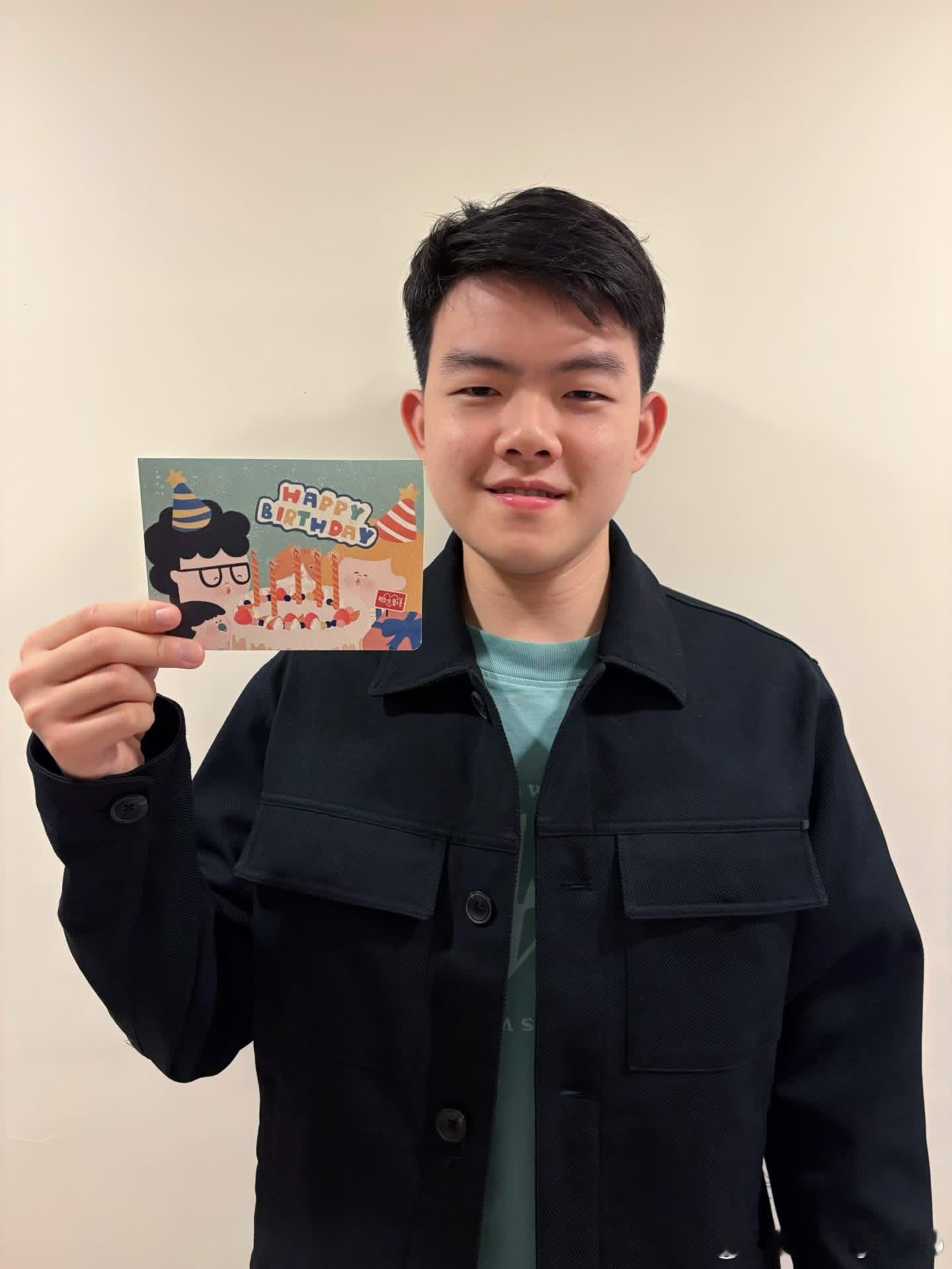 高承睿：在圣诞前夕这天今年我再次选择分享爱因为美好的事，值得一直延续💛邀请跟我