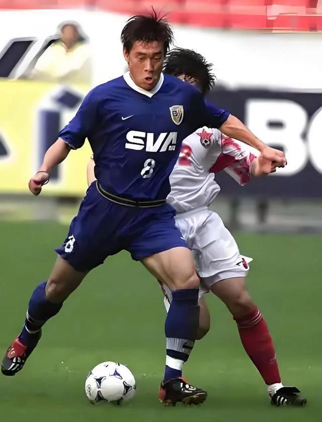 2000年，谈及心仪的上海，曲圣卿的语气里满是期待，这份期待，后来也化作了他在上