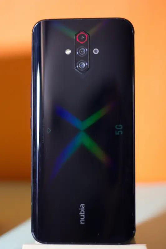 9月1日，记者从相关信源处获悉，努比亚NaviX Ultra已正式获得工信部入网