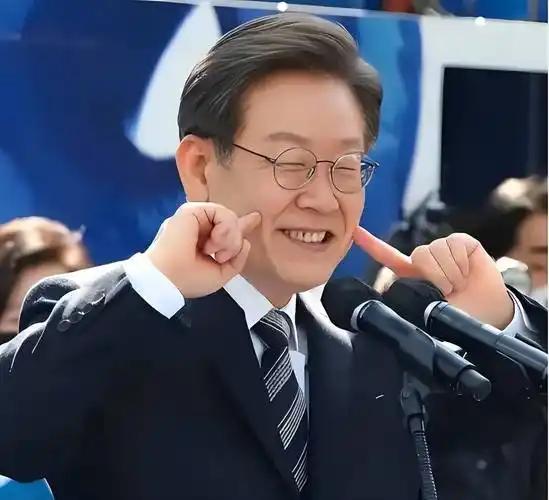 韩国这刀，捅得真是时候！中方刚在平壤把中朝关系夯实，韩国三名国会议员转头就窜访台
