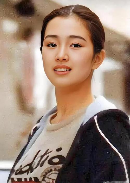 1. 表演维度的“微观”与“宏观”

  孙俪：显微镜下的情绪解构

她在《理想