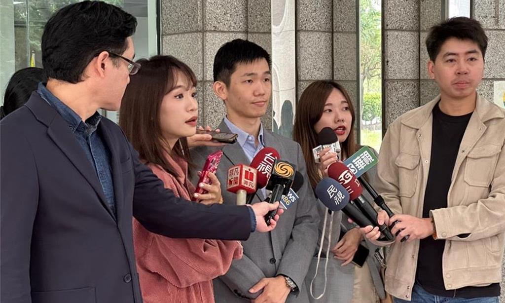 请辞隔天爆涉泄密案 北市府前发言人李政轩发声了
台北市政府前发言人李政轩10日因