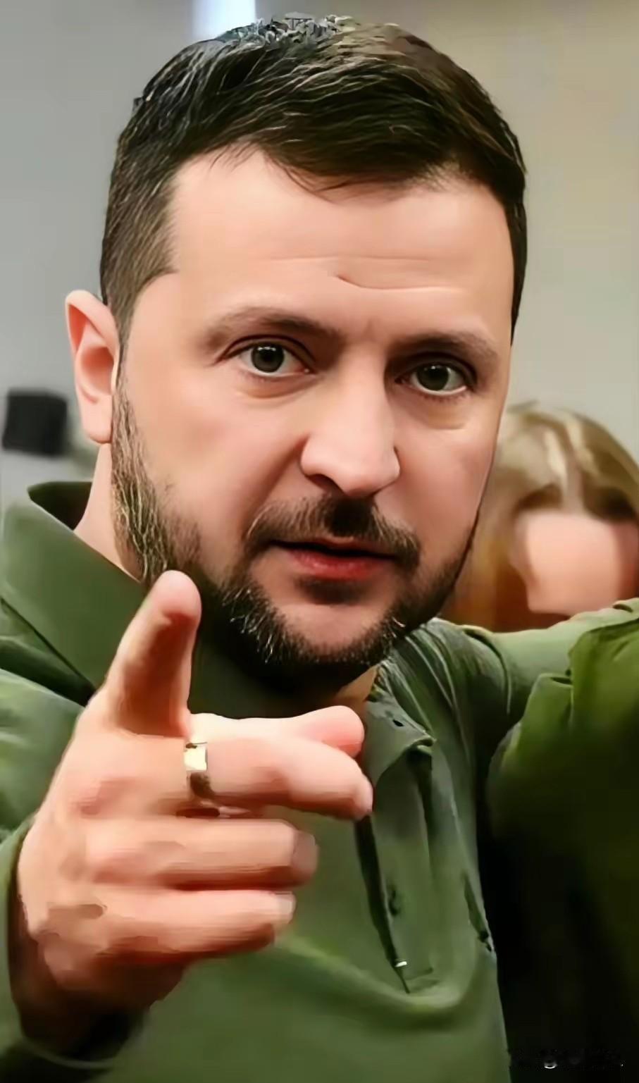 乌克兰传来消息
4月30日，乌克兰总统泽连斯基签署总统令，对白俄罗斯发起新一轮“