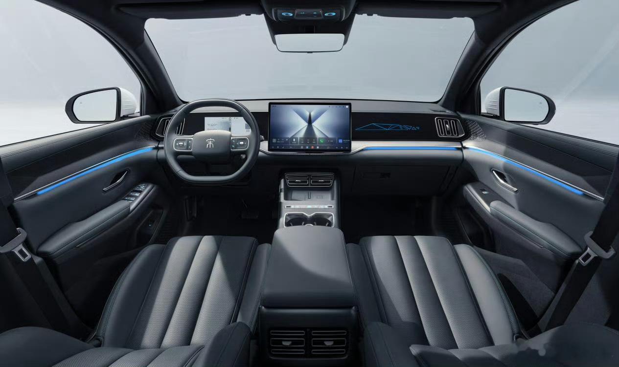 比亚迪宋Pro蘑菇聊车 动力：第五代DM-i混动系统，1.5L插混专用发动机，前