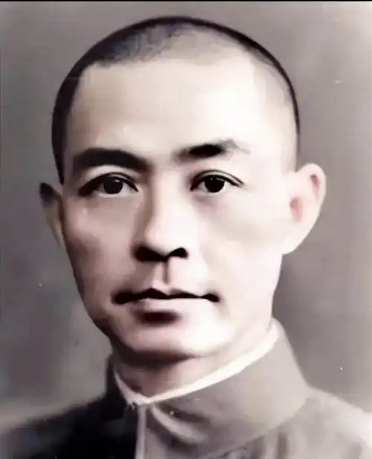 西北军系统出身的抗日名将张自忠能赢得共产党和蒋介石的共同敬重，这是非常难得的。国