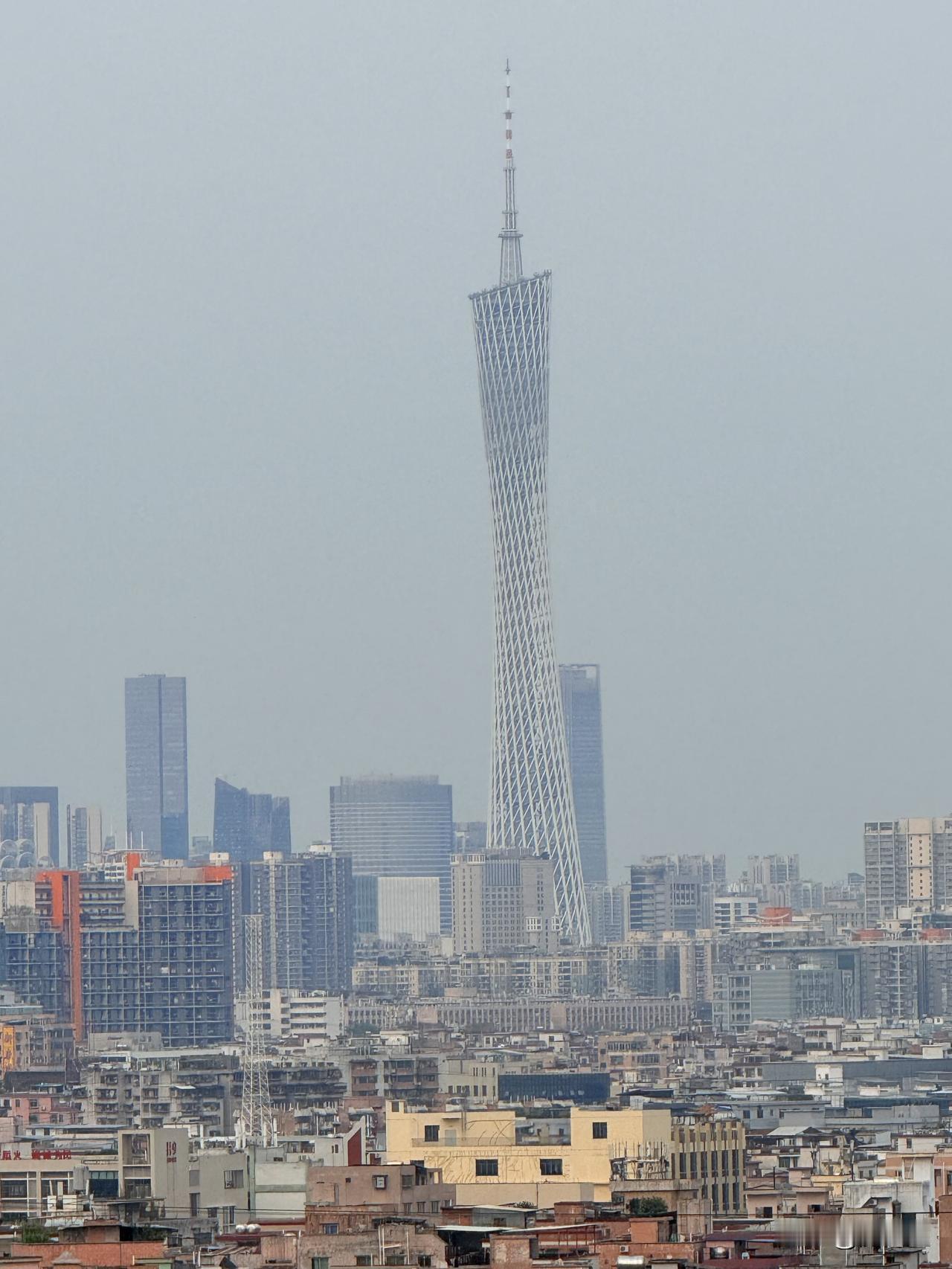 中建天钰，还怪可惜的！

中建天钰这个盘，虽然它卖得不好，但并不妨碍我喜欢它！