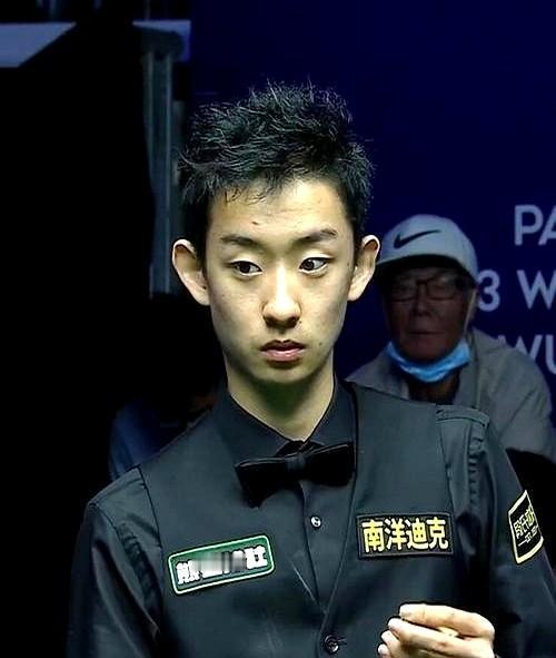 斯诺克世锦赛，你以为老将防守就能磨死年轻人？

吴宜泽用行动告诉你，想多了。上半