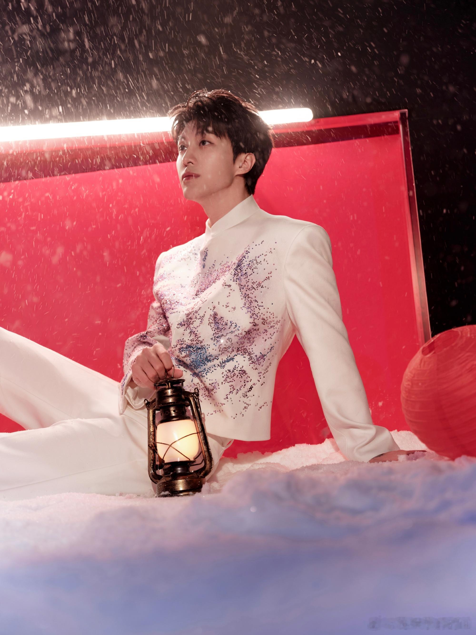 范丞丞首登春晚三个节目 春晚劳模范丞丞！首登就带来三个舞台，《马上有奇迹》炸场，