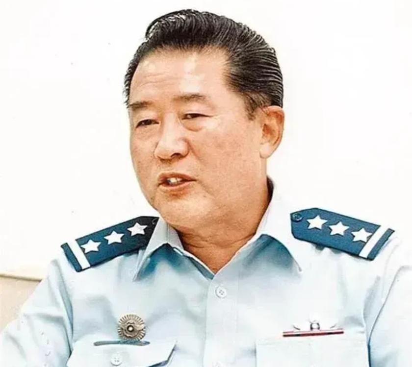台湾退役上将夏瀛洲6月3日表示，中国大陆善于从外部挑衅中抓住契机，对“台独”势力