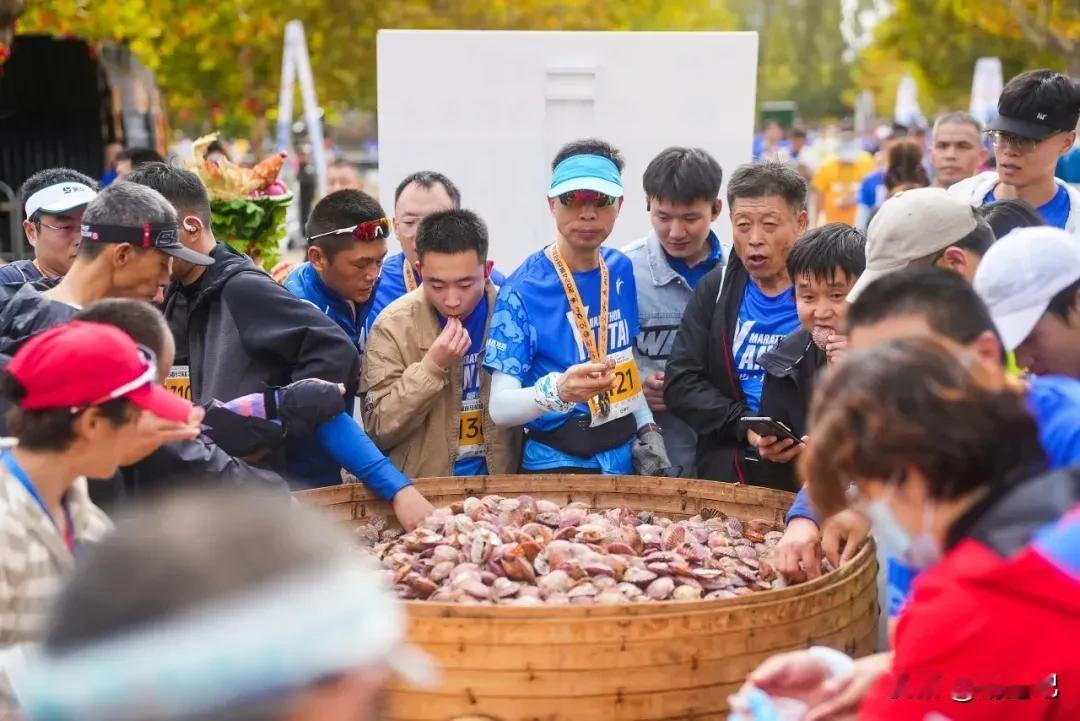 2025烟台马拉松报名开启！十周年赛事升级亮点全解析

各位跑者请注意，备受期待