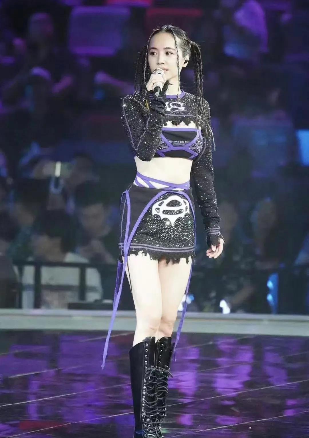蔡依林，深夜冲上热搜！

7月9日凌晨，歌坛天后蔡依林冲上热搜，令人没有想到的是