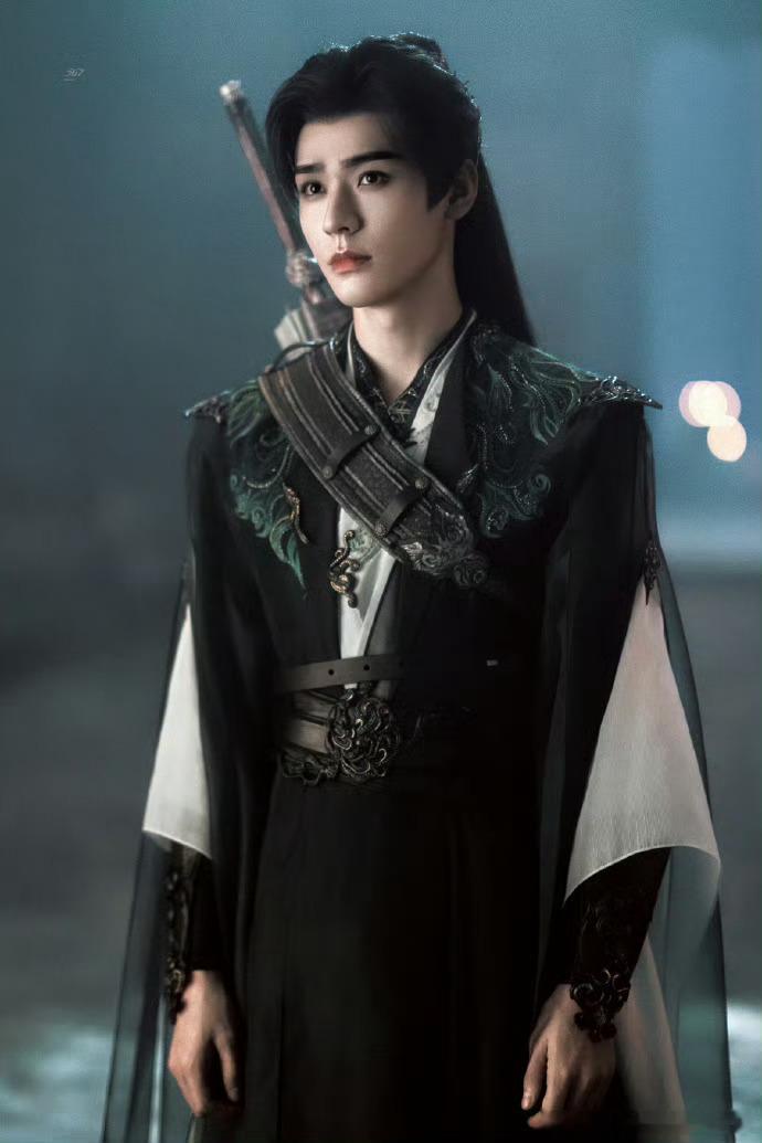 这就是龚俊的口碑看了暗河传真的很难不被龚俊折服！龚俊选本眼光太绝了！苏暮雨智商武