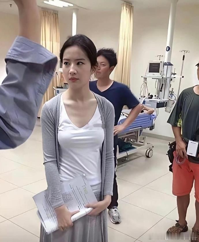 刘亦菲20岁的生图也太权威了 