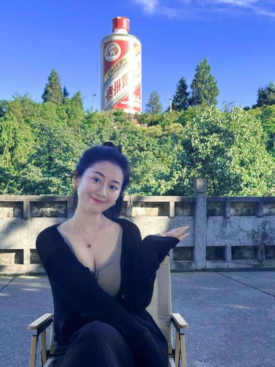 来贵州看大茅台酒瓶子～