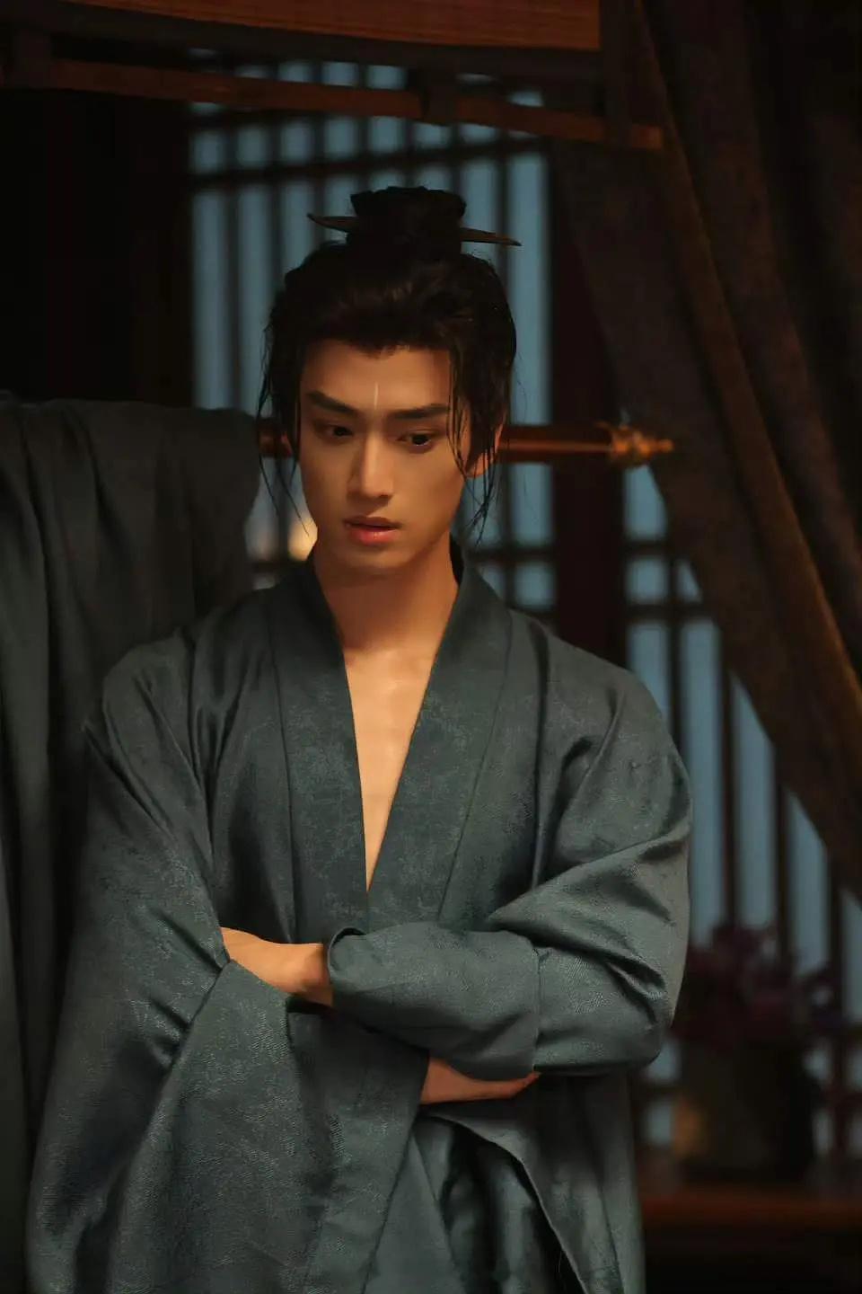 张康乐全平台男妾  三部待播剧🥝太子磊叔《锦月如歌》男二👖太子红e《十万狂花