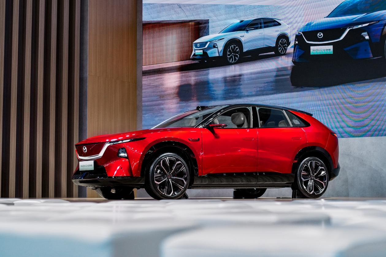 长安马自达MAZDA EZ-60激光版在成都国际车展正式开启预售，新车预计 9 
