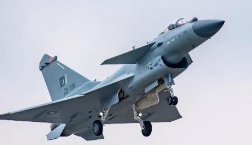 现在看来，幸亏咱没出售歼10给伊朗！2025年到2026年，伊朗曾向中国递交了明