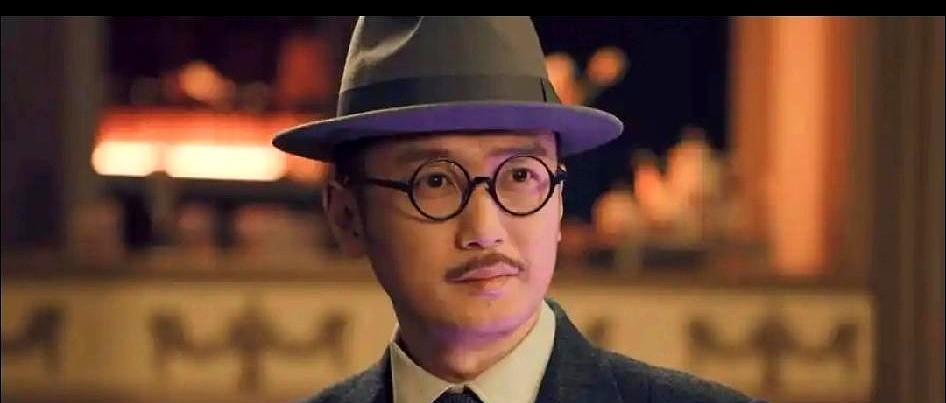 真正的恐惧，压根不流血。
看《坚如磐石》，最吓人的是于和伟。
他演的李志民，一脚