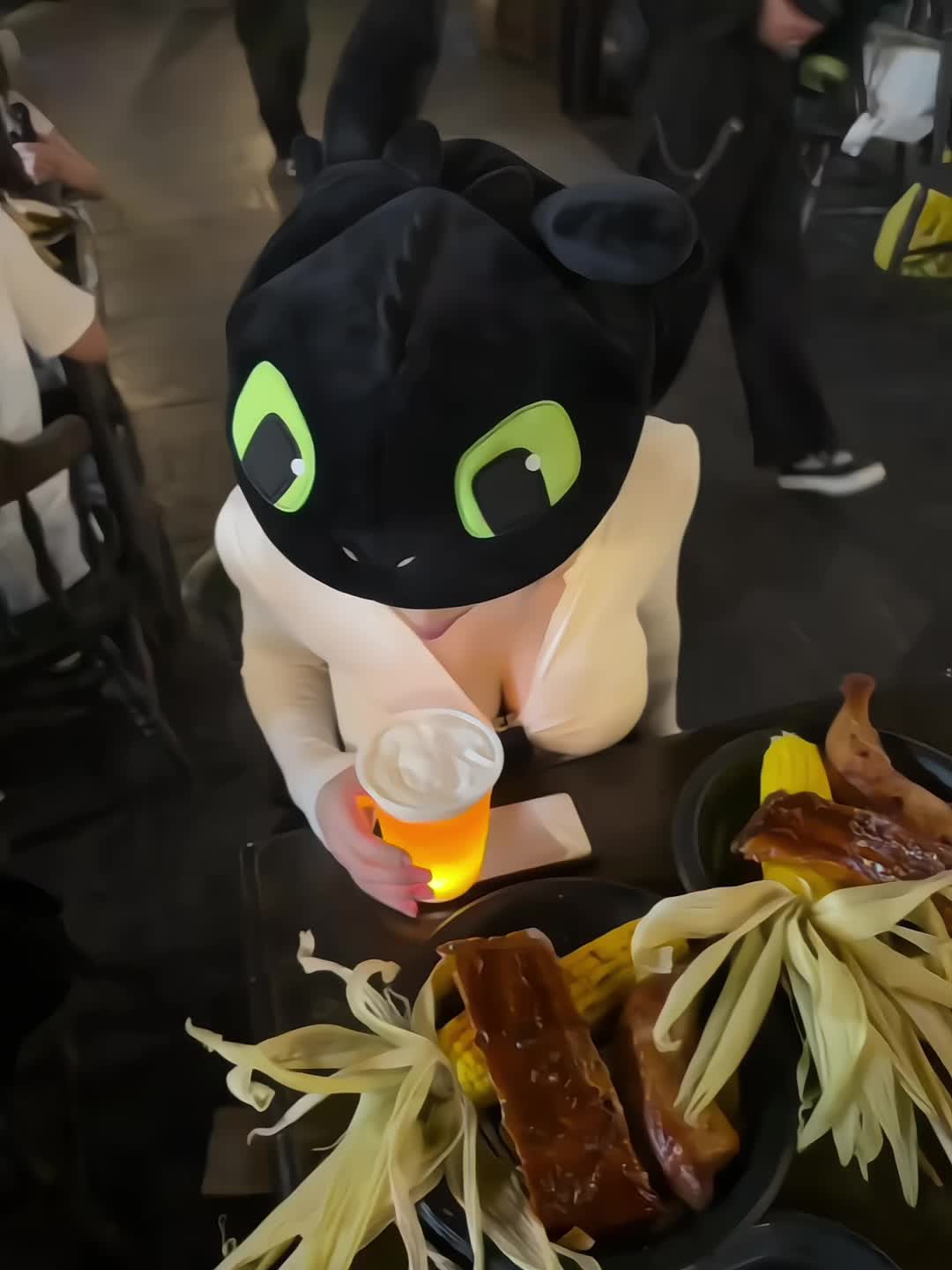 跪下脚麻吗 （博主