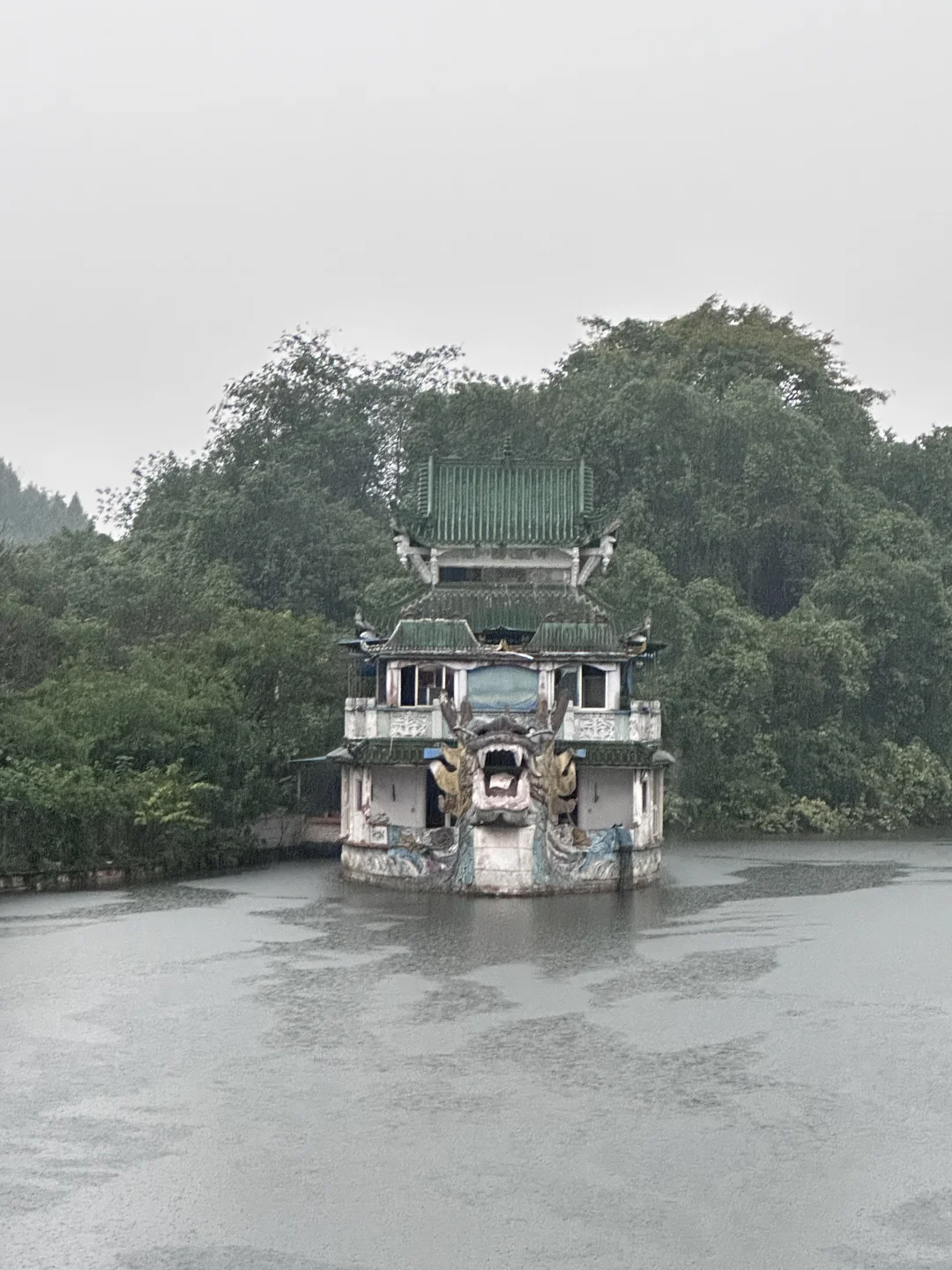 遂宁广德寺｜一来就下雨，一走雨就停😂