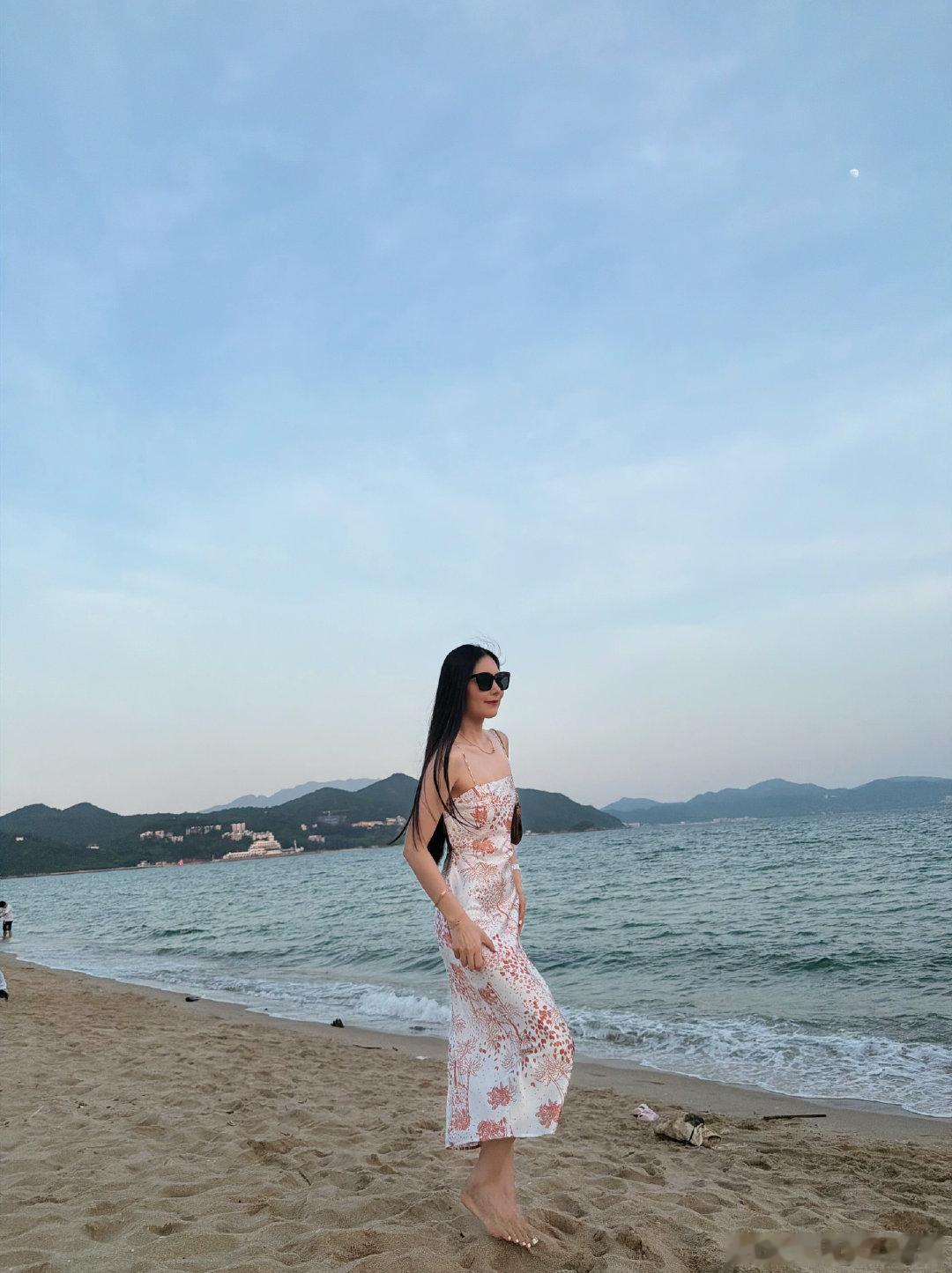 八岁小男孩的摄影构图。 