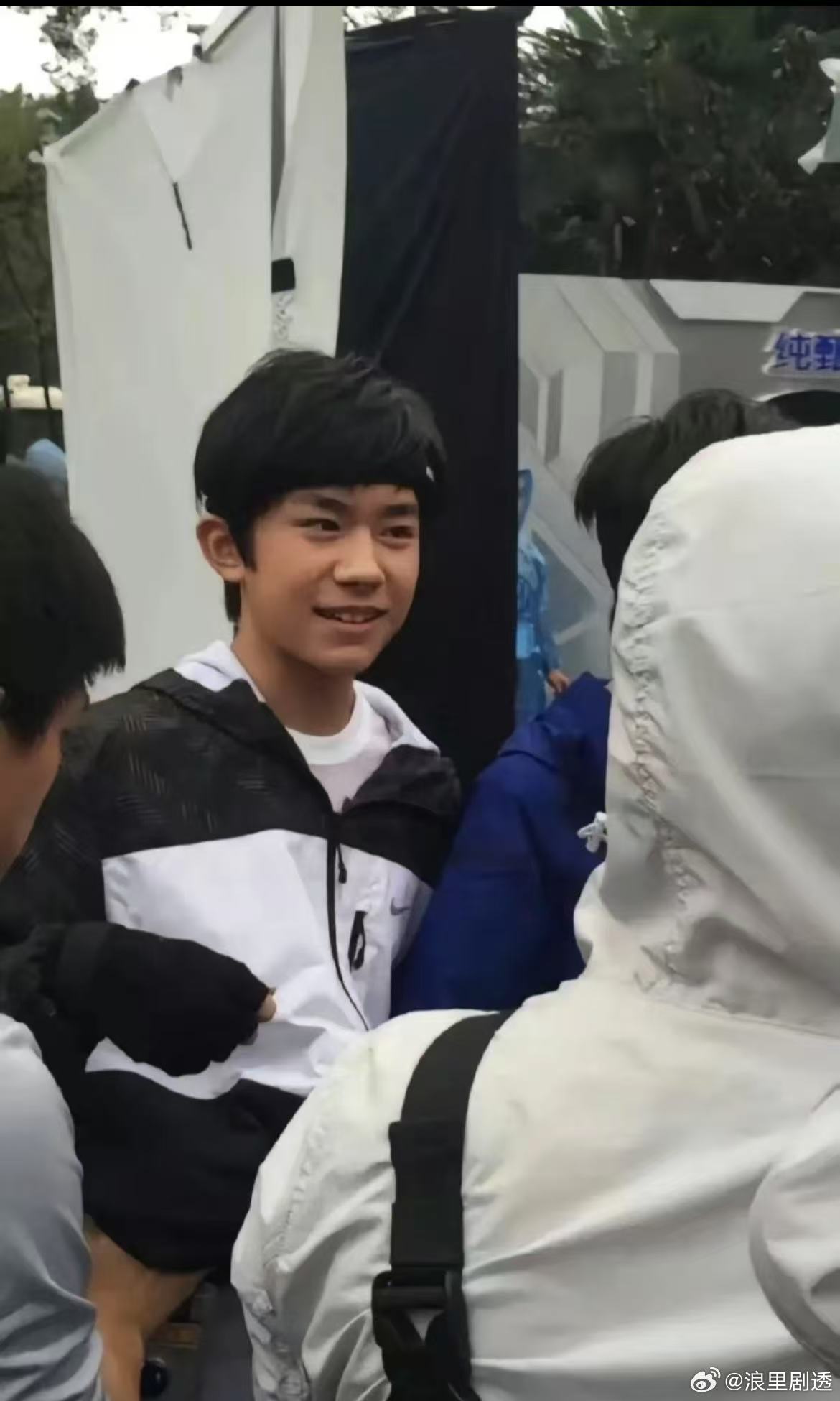 不是，王源小时候这么萌？！ ​​​