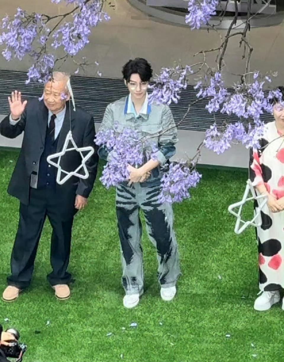 王俊凯生图好帅