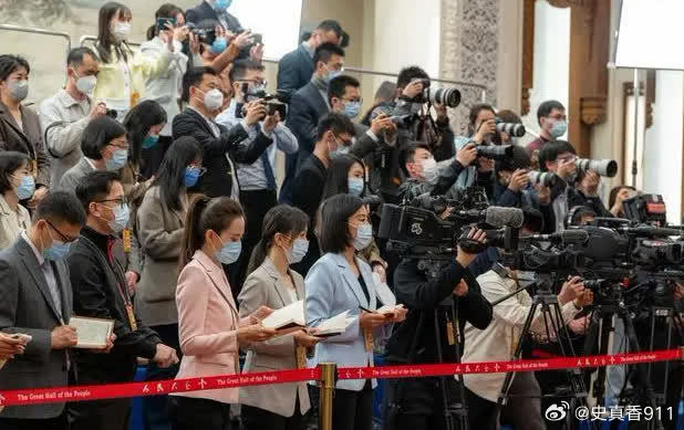 大家有没有发现，以前和日本有冲突的时候，国人都会自发抵制日货。这次冲突比历次都严