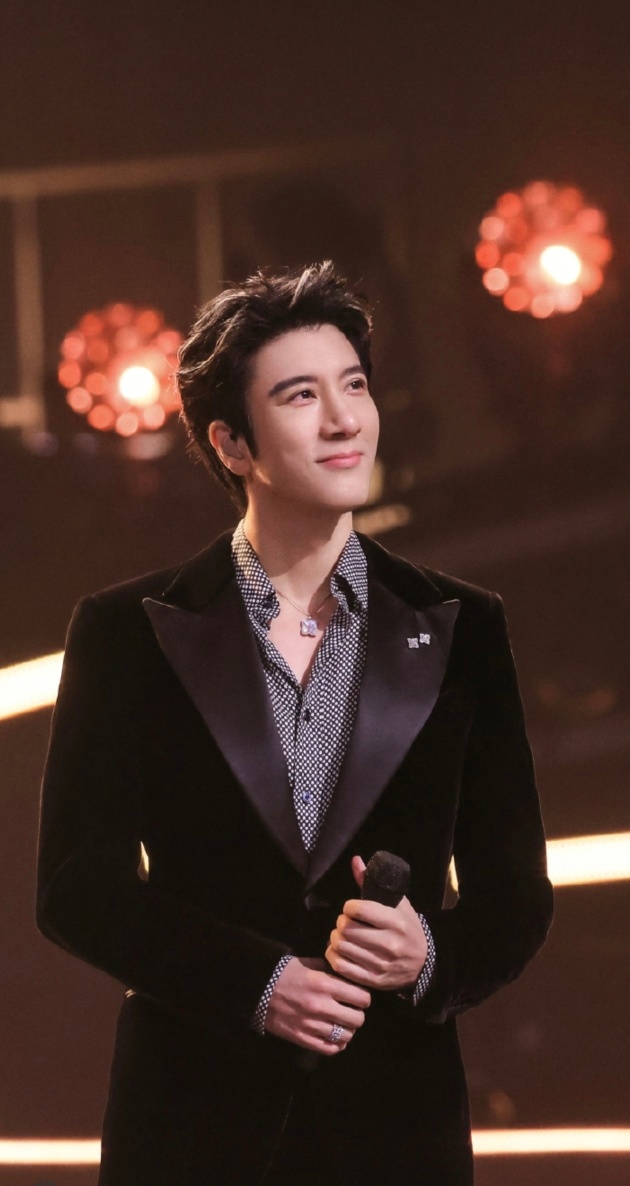 国粤无双拟邀阵容这要是都能请来，那说一句内娱音综最强阵容不为过了，成龙、王力宏、