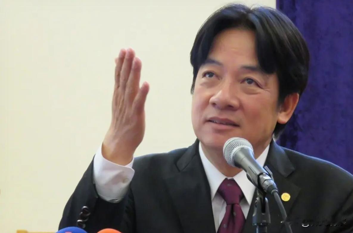 一个是台独头子“赖清德”，一个是台独分子“吴峥”
从面相上看，这两人就不是什么好