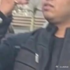 Lisa和三公子在迪士尼被拍，网友透露lisa和他约会完又要去疯马秀了，她这是自