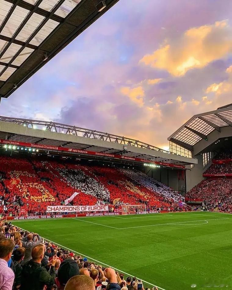 利物浦现在的情况，上赛季曼城也有过类似的经历，随便怎么踢都不顺，不仅联赛，其他赛