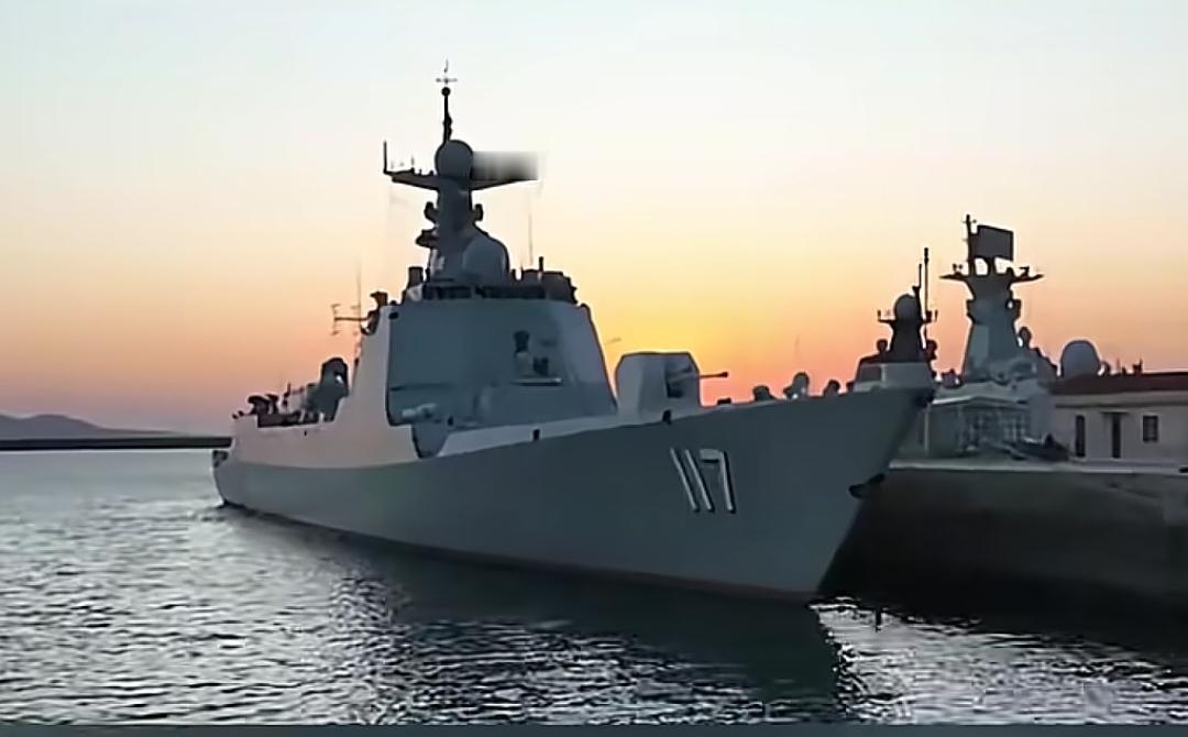 最近美欧都急着调停俄乌两国，为什么四年来都没有这么着急过？而偏偏这个时候跳出一个