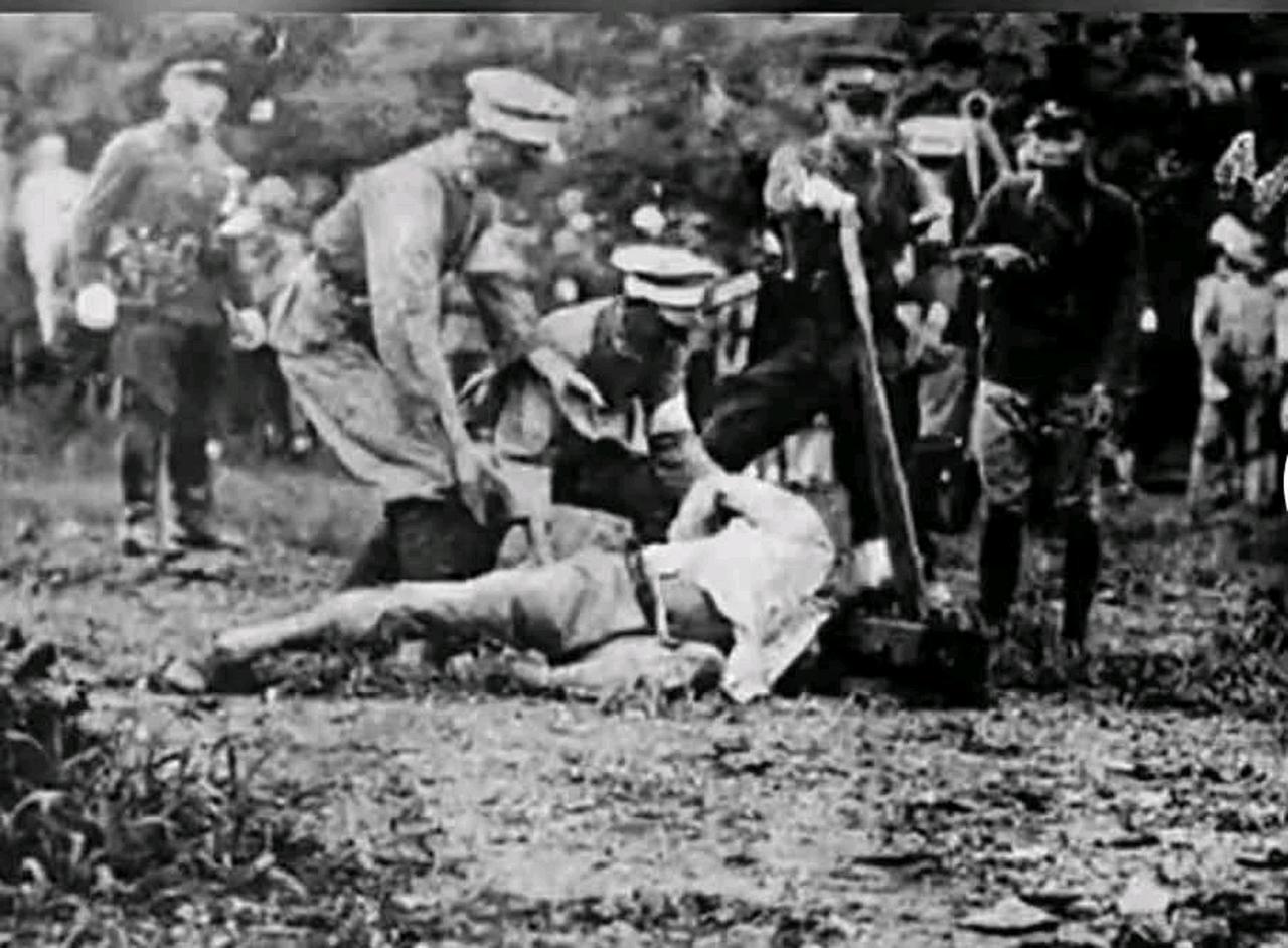 当伪军的下场是什么？一个老人回忆：日本人杀我们来出气
​​很多人当年鬼迷心窍，以