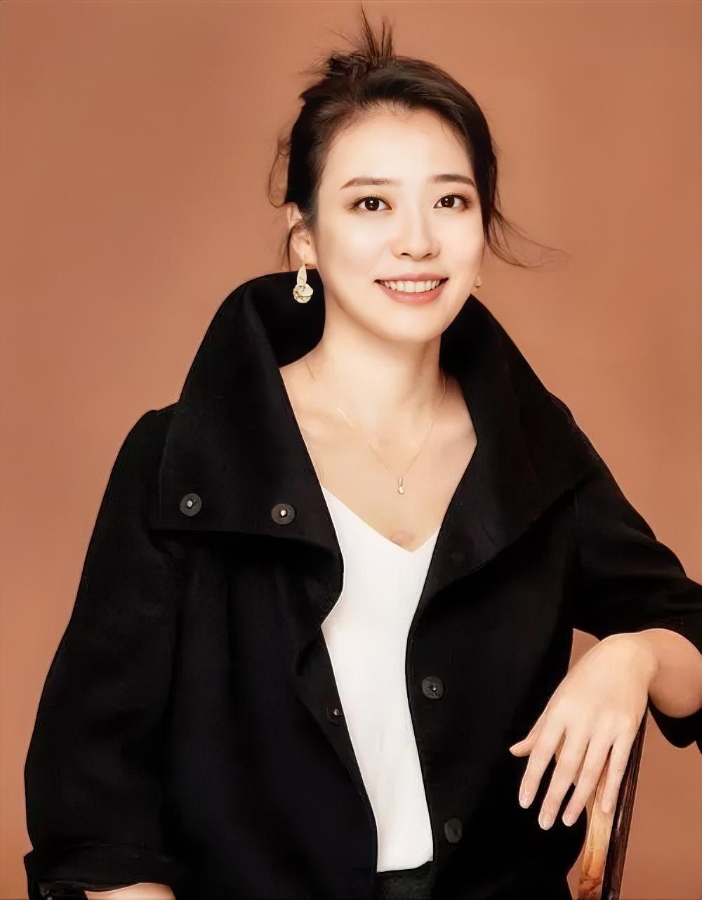 中国国民党籍这位所谓“立委”李彦秀是不是高粱酒喝高了？咋就胡言乱语了呢？

今天