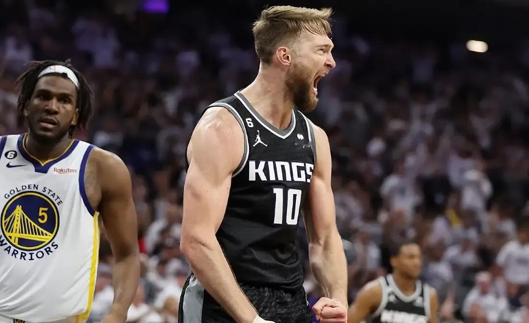 如果国王掉到西部第九，和勇士打附加赛，小萨还敢面对格林？
第一，去年季后赛首轮，