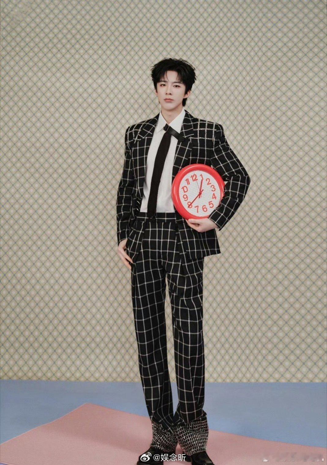 摩登兄弟刘宇宁今天是抓娃娃机 刘宇宁春晚名场面预定！《扑通扑通》唱跳活力爆棚，撒