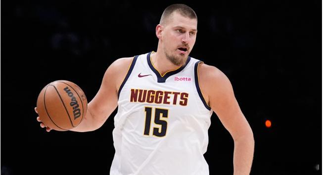 历史上中锋20分+10助攻场次：约基奇165次断档领跑12月4日讯 NBA常规赛