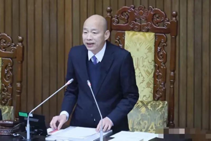韩国瑜的善心在绿营那里没有得到善果，反而被恩将仇报。我先前写过一篇文章，叫韩国瑜
