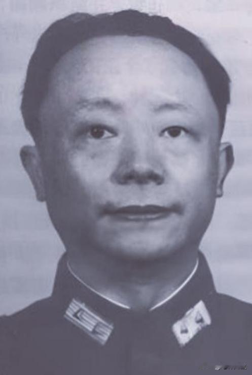 1936年12月底，从西安回来的蒋介石，将贺衷寒等人召来大骂说：“我还没有死，你