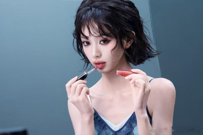 田曦薇铁了心养梦女田曦薇建模脸发力了，好美好帅，薇薇这次铁了心养梦女田曦薇建模脸