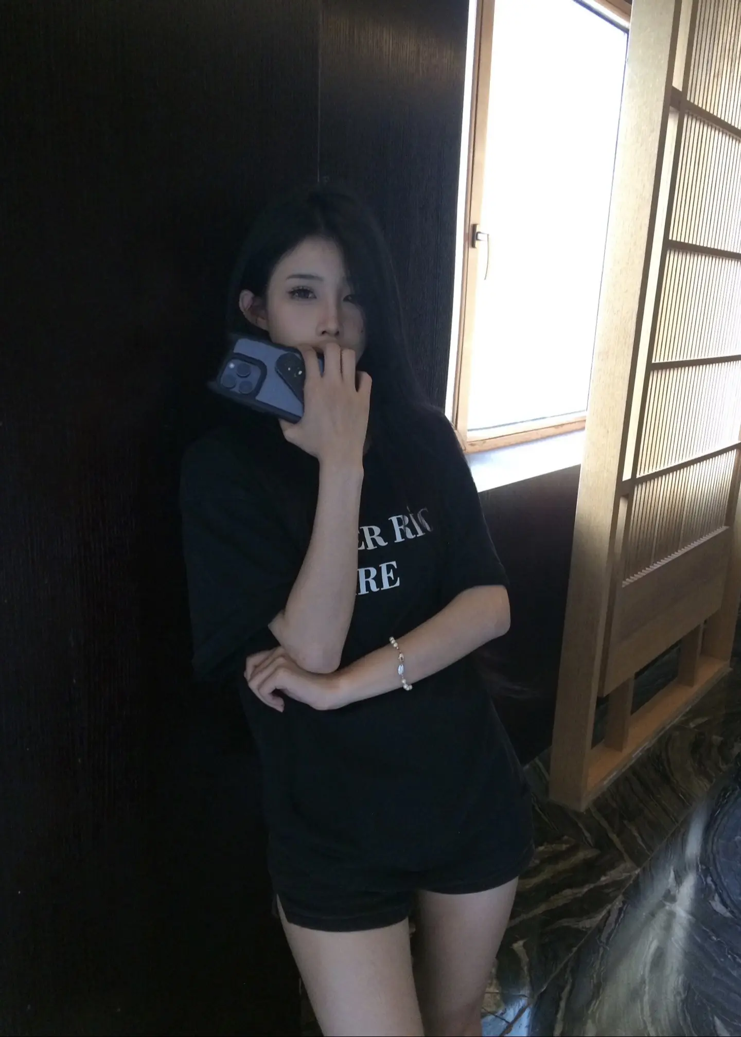 怎么 你的一厢情愿也要我负责吗