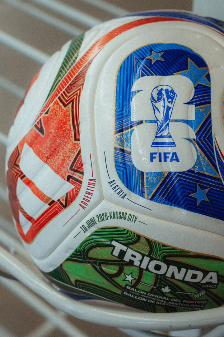 ⚽️阿根廷vs阿尔及利亚 比赛用球🔥2026美加墨世界杯adidas