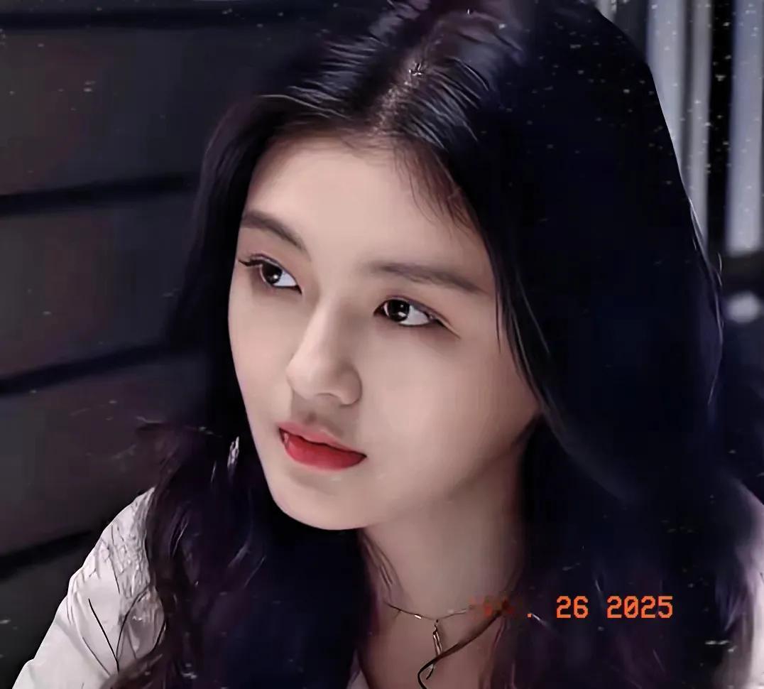 豪门姐妹暗斗曝光，牵线复婚反目成仇，私生子背后的真赢家？
最近网上炸了锅，说大小
